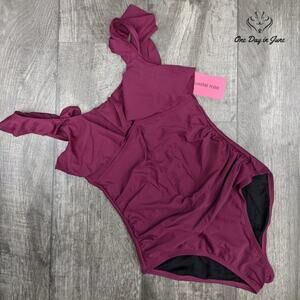 Coastal Rose Ruffled One Piece Swimsuit Size 6